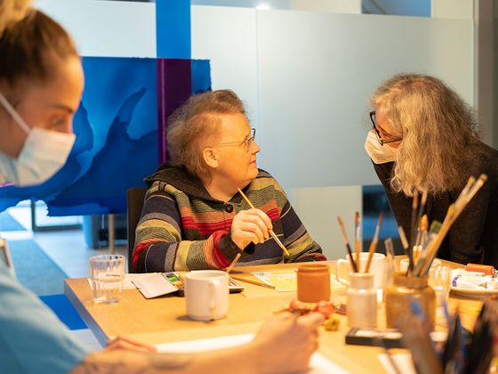 Diakonie Hospiz Wannsee - Nachrichten - Diakonie Hospiz Wannsee feierte sein 20-jähriges Jubiläum - Kunsttherapie Diakonie Hospiz Wannsee - Nachrichten - Diakonie Hospiz Wannsee feierte sein 20-jähriges Jubiläum - Kunsttherapie